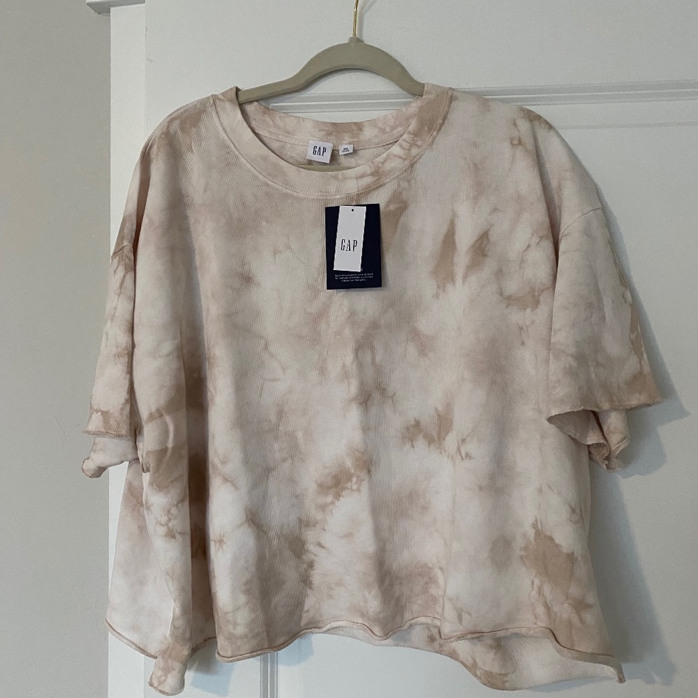 NWT Gap Cropped Sweatshirt